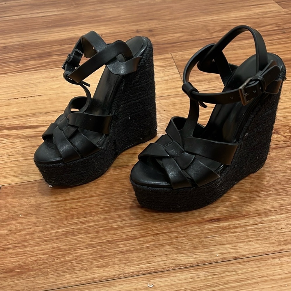 Women's Black Wedge Sandals